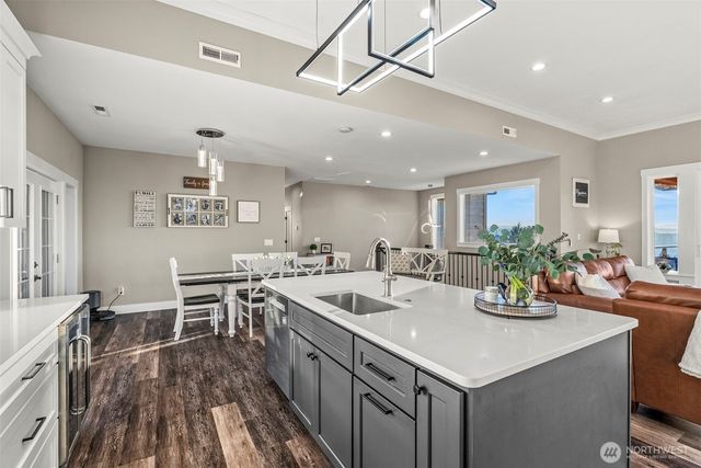 257 Curtis Drive, Longview, WA 98632