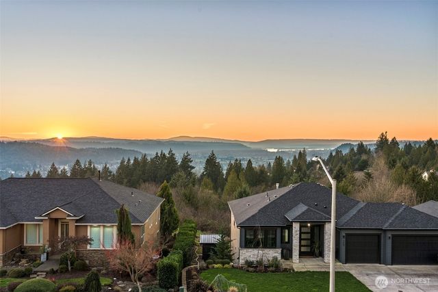 257 Curtis Drive, Longview, WA 98632