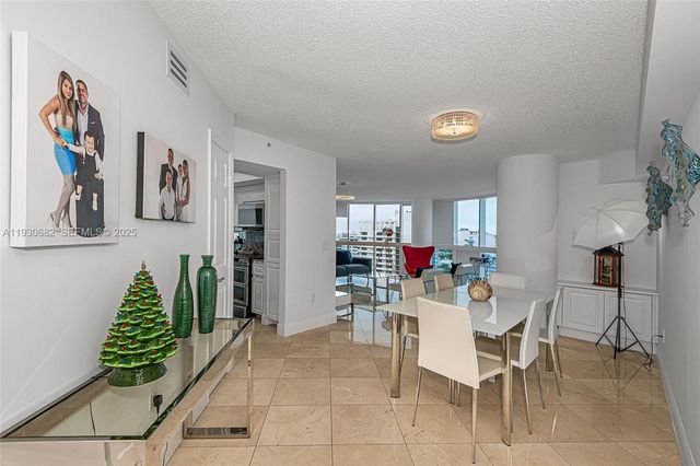 6301 SW Collins Ave 1605, Miami Beach, FL 33141