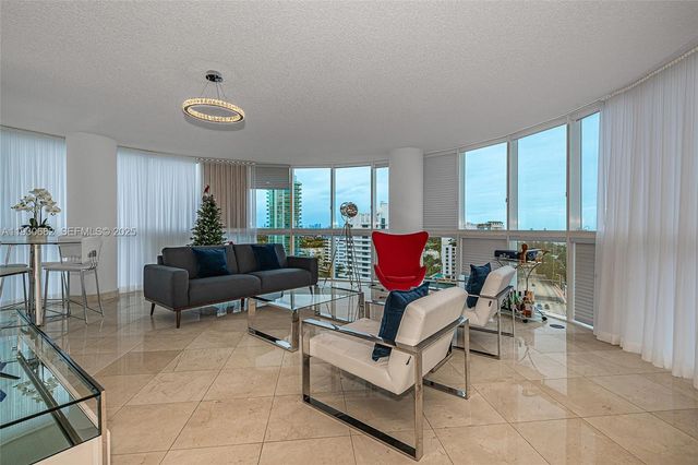 6301 SW Collins Ave 1605, Miami Beach, FL 33141