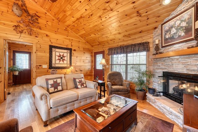 194 Dockery Ridge Road, Young Harris, GA 30582