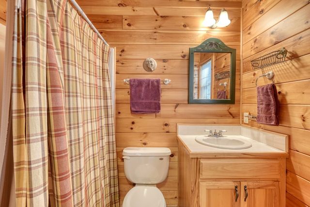 194 Dockery Ridge Road, Young Harris, GA 30582