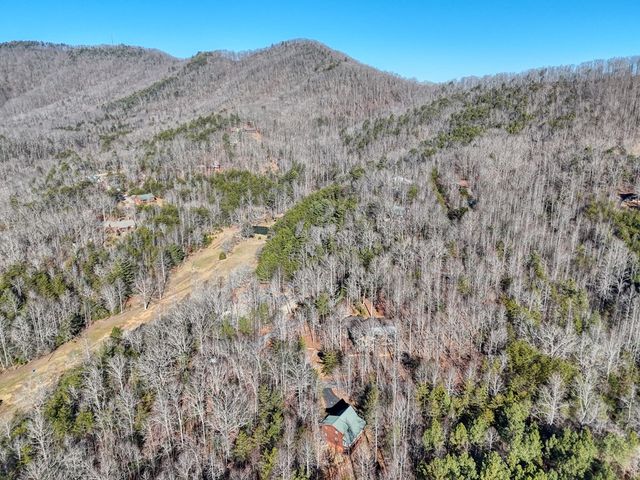 194 Dockery Ridge Road, Young Harris, GA 30582