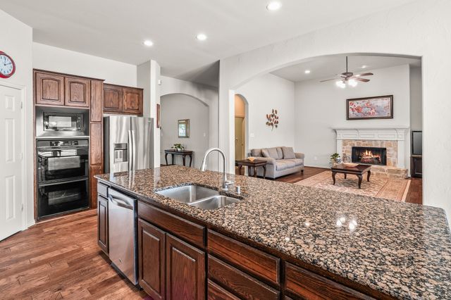 816 Owl Creek Drive, Murphy, TX 75094