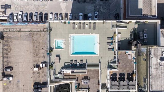 939 S Broadway 203, Los Angeles, CA 90015