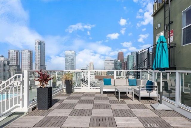 939 S Broadway 203, Los Angeles, CA 90015