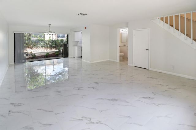 2590 Coral Springs Dr 90, Coral Springs, FL 33065
