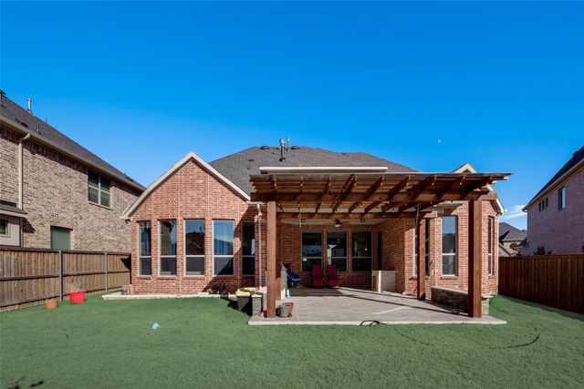 7207 Arches Avenue, Irving, TX 75063