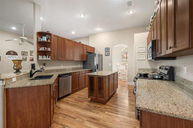 16627 ROCKWELL HEIGHTS LANE, Clermont, FL 34711