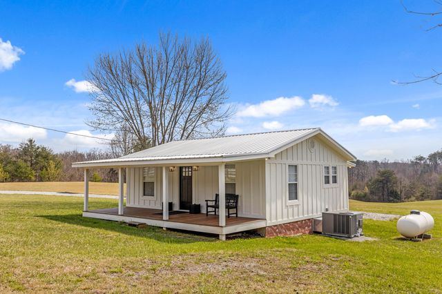 35290 Sr 30, Pikeville, TN 37367