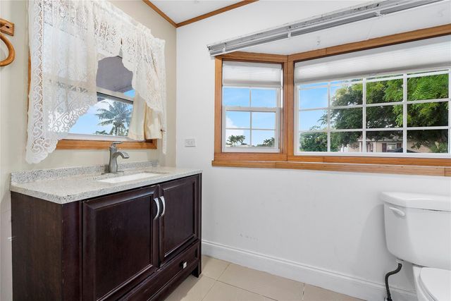 2710 E MARINA Drive, Dania Beach, FL 33312