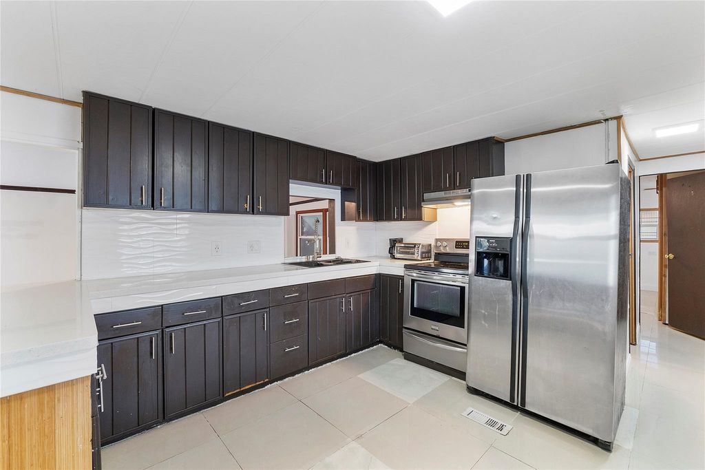 2710 E MARINA Drive, Dania Beach, FL 33312