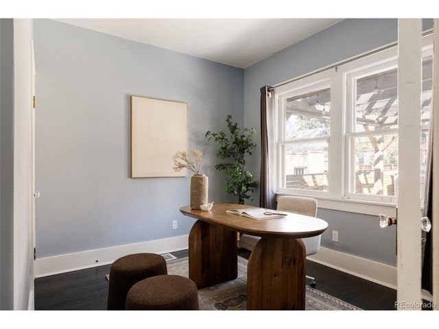 2218 Cherry St, Denver, CO 80207