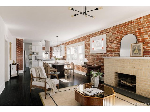 2218 Cherry St, Denver, CO 80207