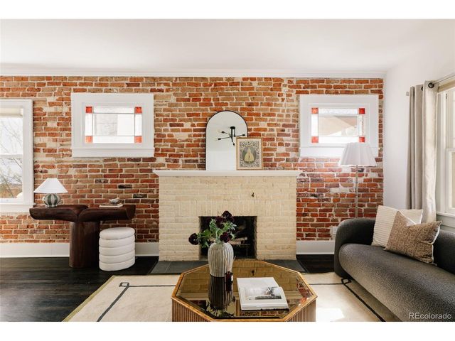 2218 Cherry St, Denver, CO 80207