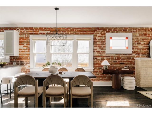 2218 Cherry St, Denver, CO 80207