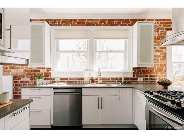 2218 Cherry St, Denver, CO 80207