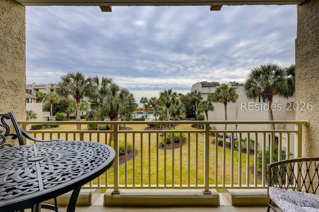 21 S Forest Beach Dr Apt 236, Hilton Head Island, SC 29928