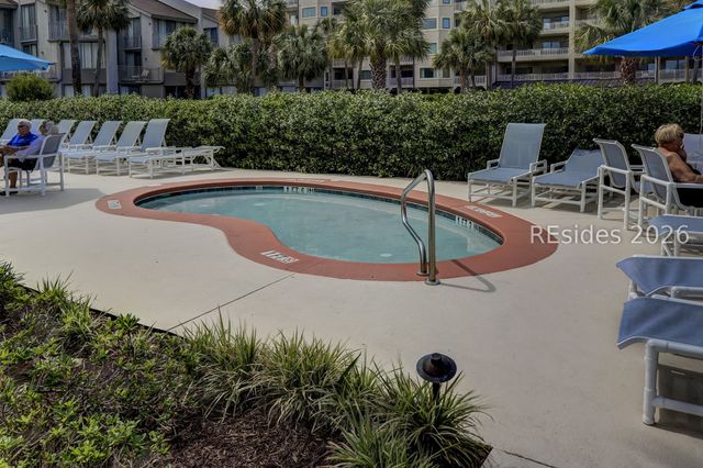 21 S Forest Beach Dr Apt 236, Hilton Head Island, SC 29928