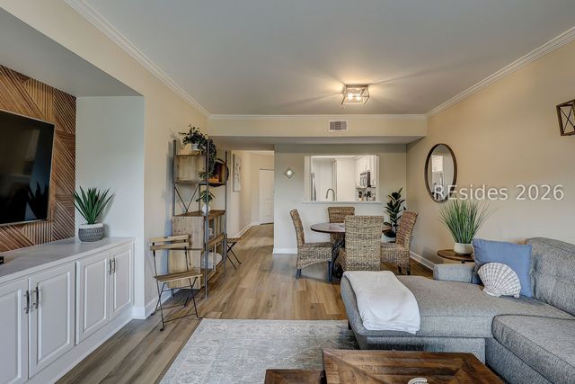 21 S Forest Beach Dr Apt 236, Hilton Head Island, SC 29928