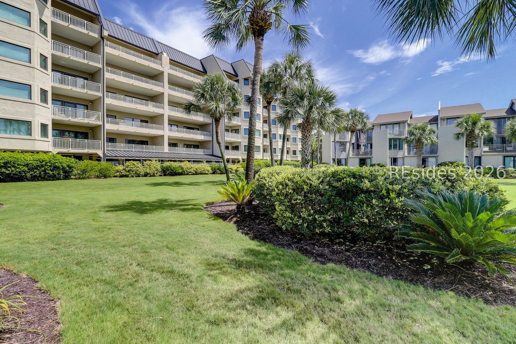 21 S Forest Beach Dr Apt 236, Hilton Head Island, SC 29928