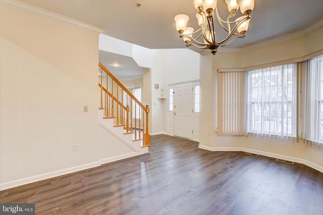 100 FOREST DR, Piscataway, NJ 08854