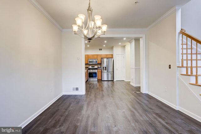 100 FOREST DR, Piscataway, NJ 08854