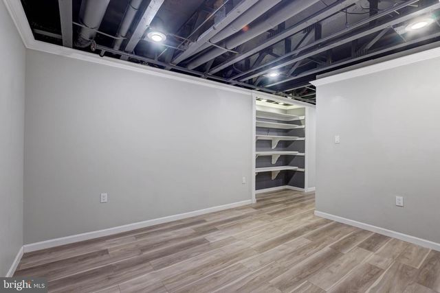 100 FOREST DR, Piscataway, NJ 08854