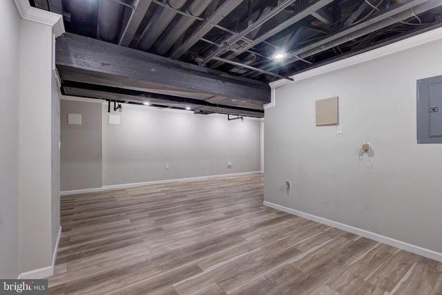 100 FOREST DR, Piscataway, NJ 08854