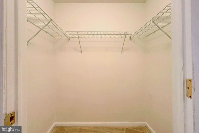 100 FOREST DR, Piscataway, NJ 08854