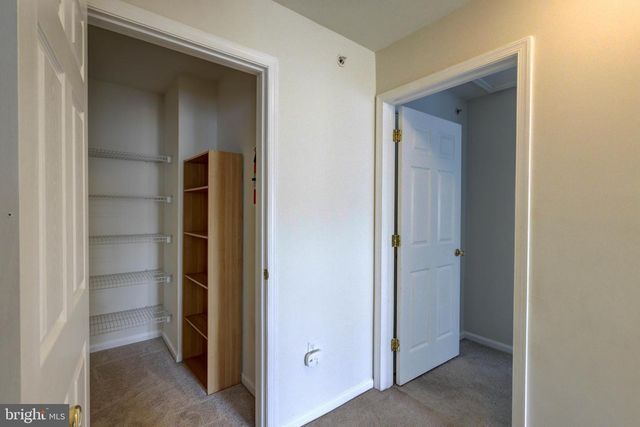 100 FOREST DR, Piscataway, NJ 08854