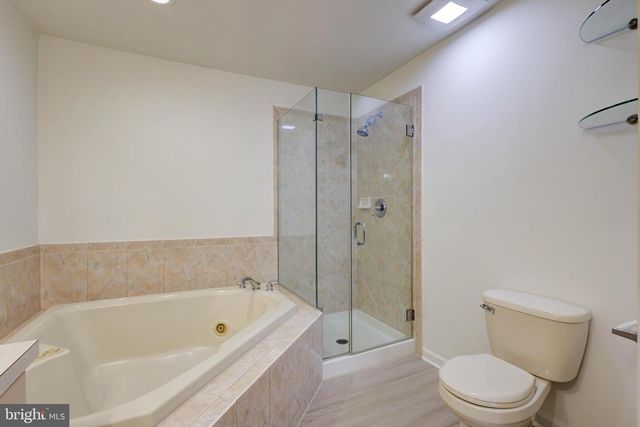 100 FOREST DR, Piscataway, NJ 08854