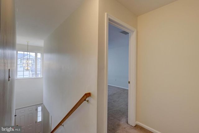 100 FOREST DR, Piscataway, NJ 08854