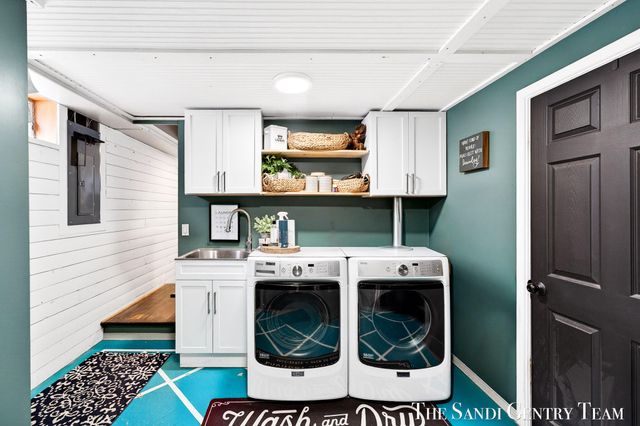 10816 168th Avenue, Grand Haven, MI 49417