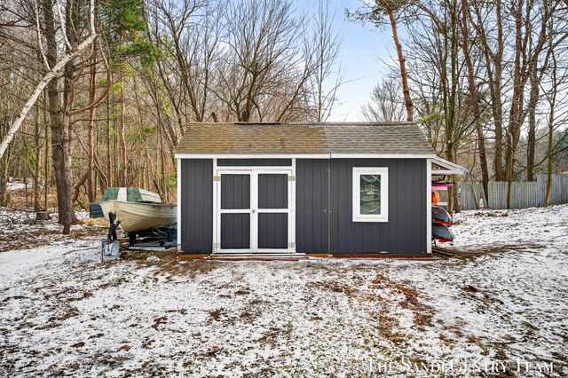 10816 168th Avenue, Grand Haven, MI 49417