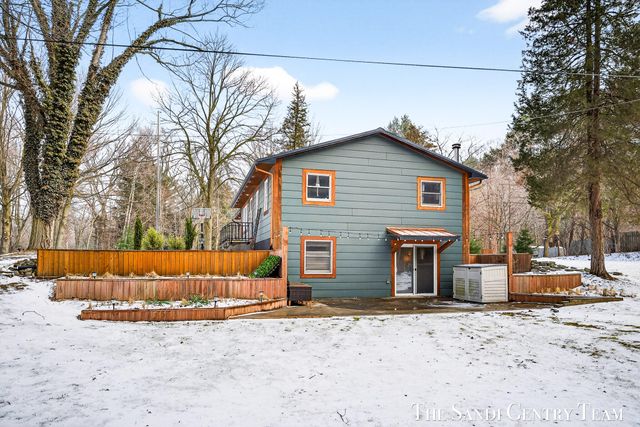 10816 168th Avenue, Grand Haven, MI 49417