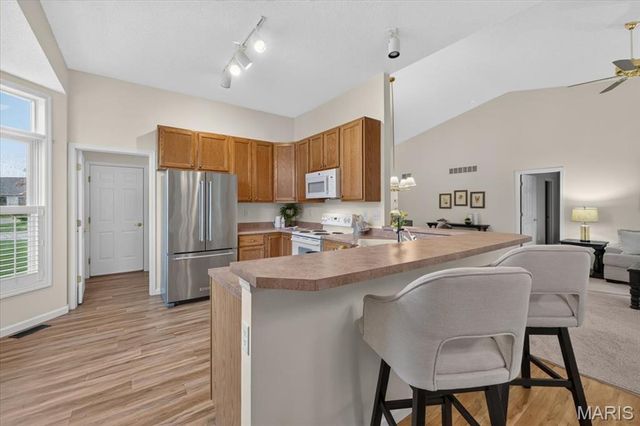 2762 Samuel Drive, Dardenne Prairie, MO 63368