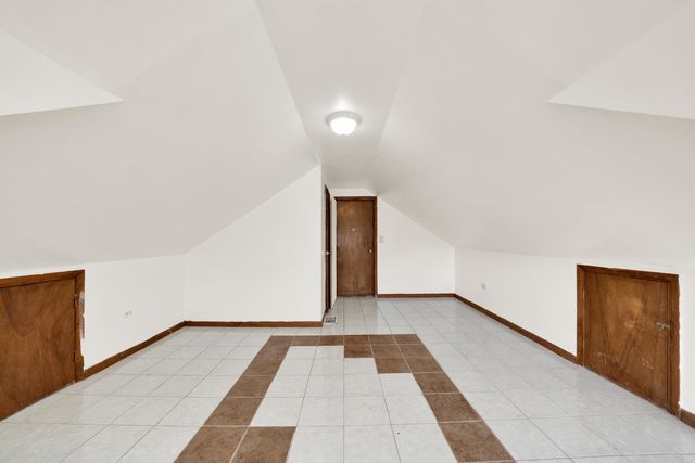 6431 S Maplewood Avenue, Chicago, IL 60629