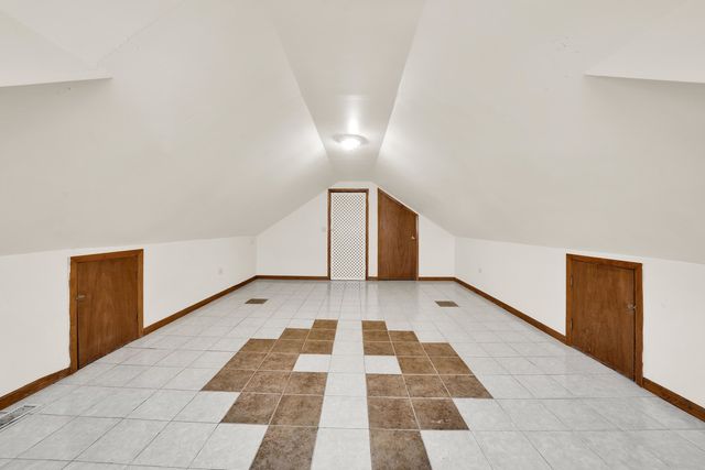 6431 S Maplewood Avenue, Chicago, IL 60629