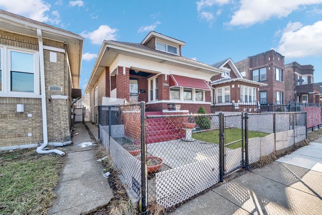 6431 S Maplewood Avenue, Chicago, IL 60629