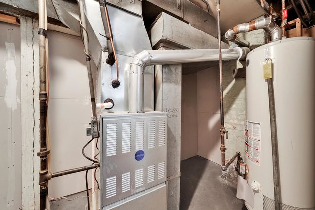 6431 S Maplewood Avenue, Chicago, IL 60629