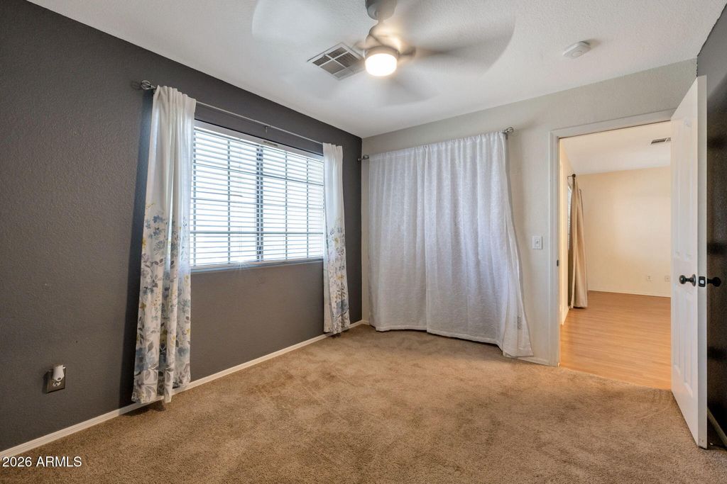 Image 21 of property listing at 18160 N 89TH Lane, Peoria, AZ 85382