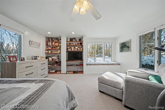 922 Eastover Drive, Bloomfield Hills, MI 48304