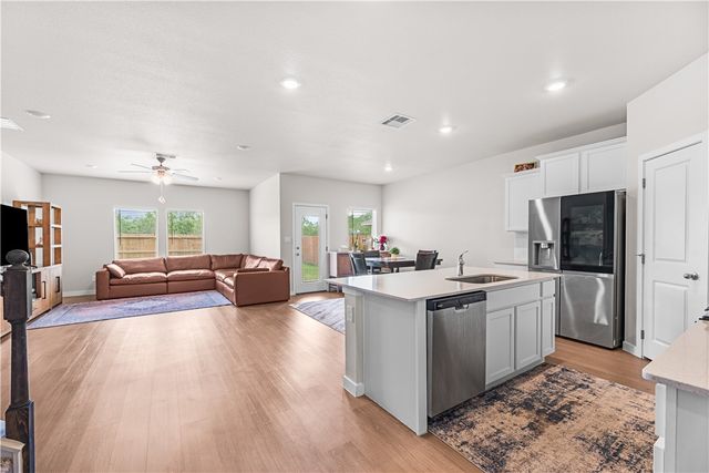3418 Tanzanite Dr, Corpus Christi, TX 78414