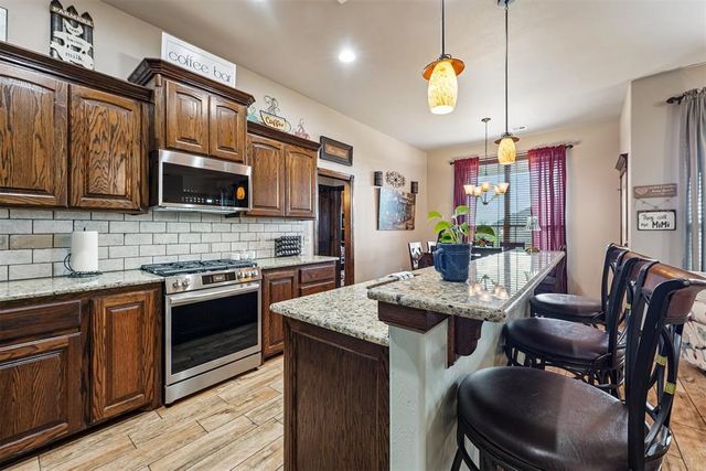 1898 Doc Bar Avenue, Blanchard, OK 73010