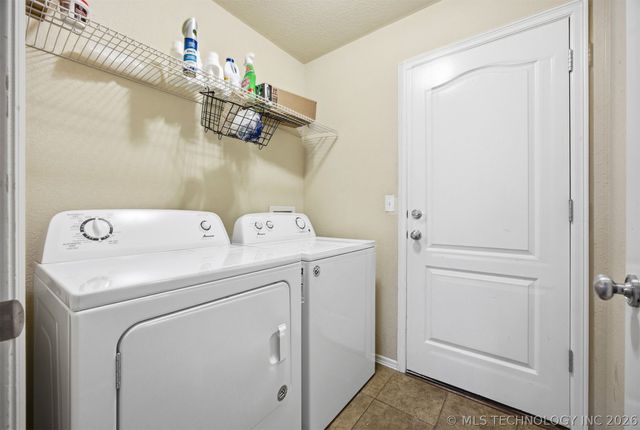 11089 N 115th East Avenue, Owasso, OK 74055