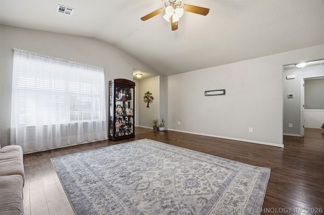 11089 N 115th East Avenue, Owasso, OK 74055