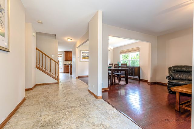 270 W Winding Trail Circle, Round Lake, IL 60073
