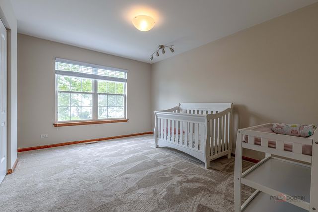 270 W Winding Trail Circle, Round Lake, IL 60073