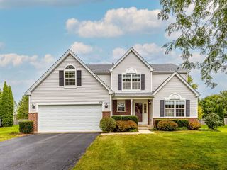 270 W Winding Trail Circle, Round Lake, IL 60073